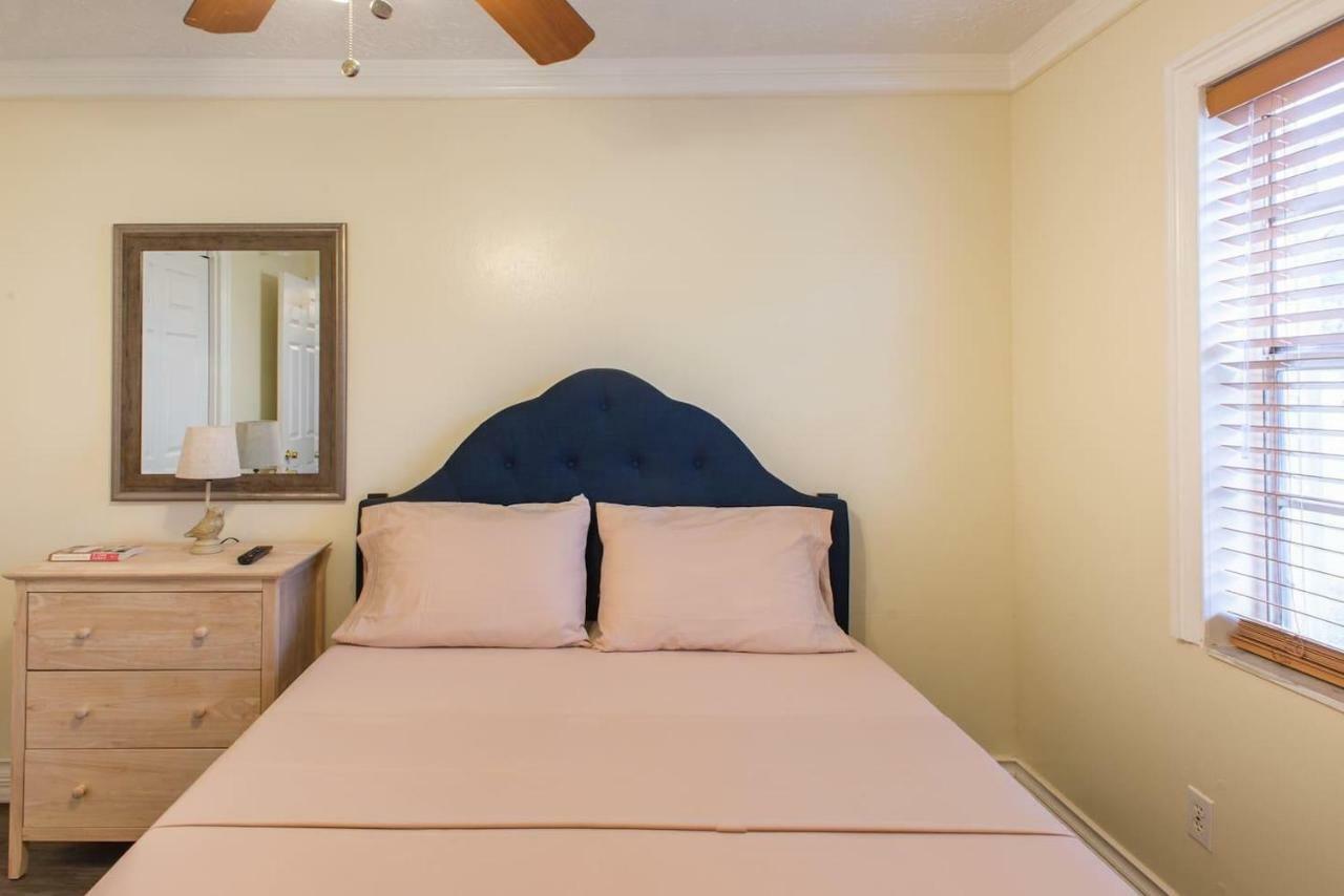 タンパ The Cozy Houseヴィラ エクステリア 写真
