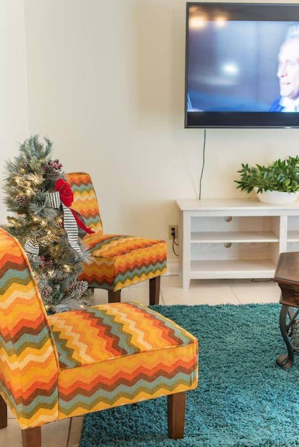タンパ The Cozy Houseヴィラ エクステリア 写真
